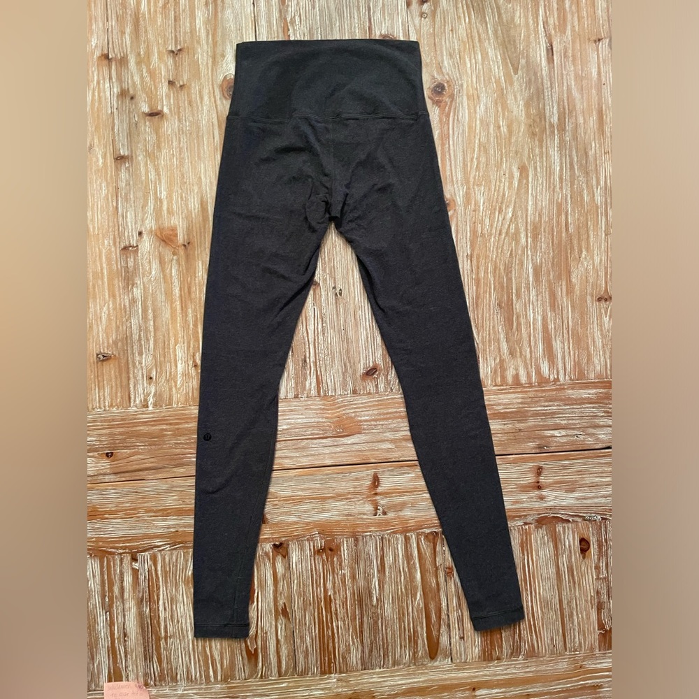 Lululemon, size 4 legging